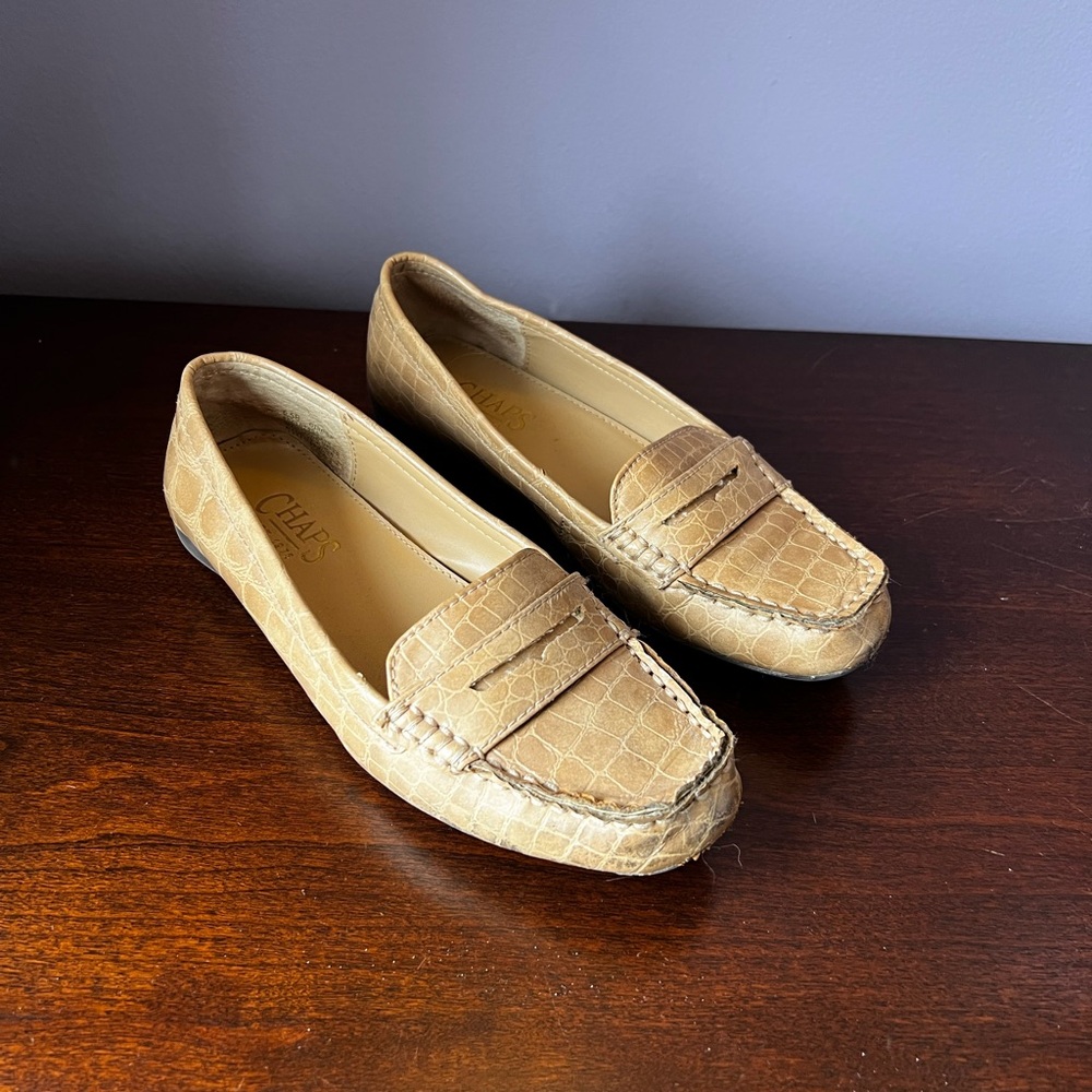 Chaps Women's Tan‎ Loafers size 6.5